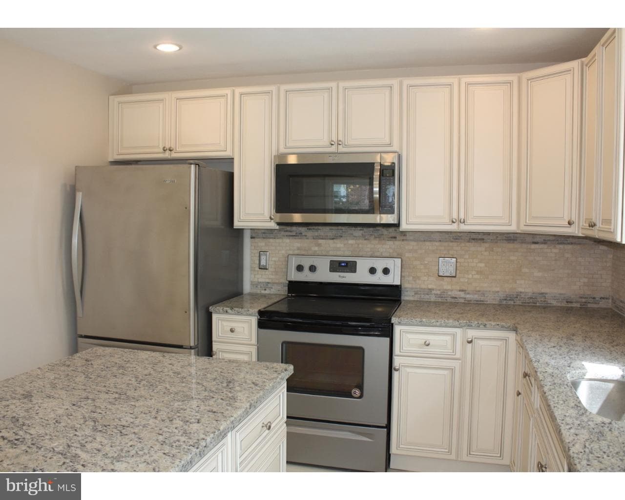 60 Providence Avenue photo 6