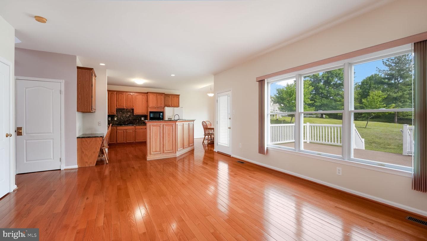 1491 Coralberry Court photo 12
