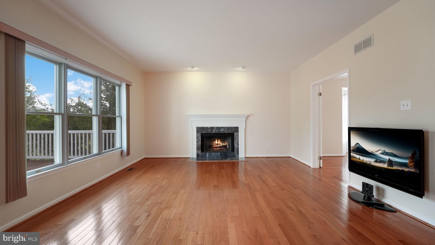 1491 Coralberry Court photo 14