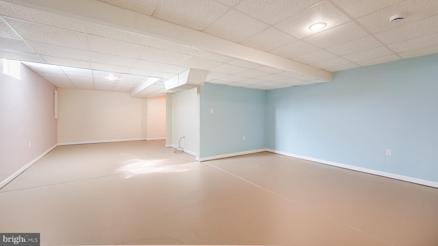 1491 Coralberry Court photo 31