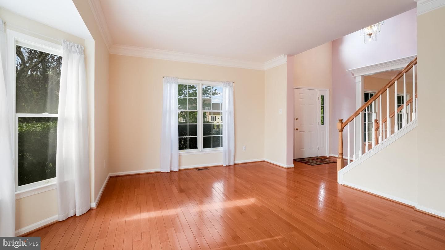 1491 Coralberry Court photo 5