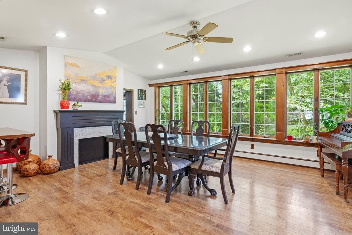 122 Brookside Drive photo 33
