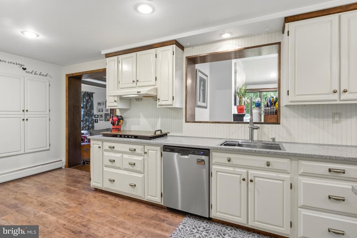 122 Brookside Drive photo 6