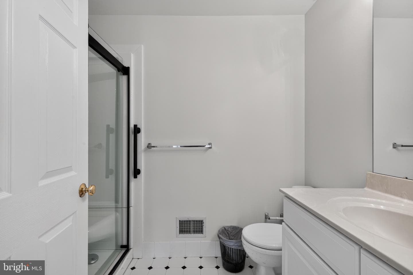327 Eagle Court #201 photo 28
