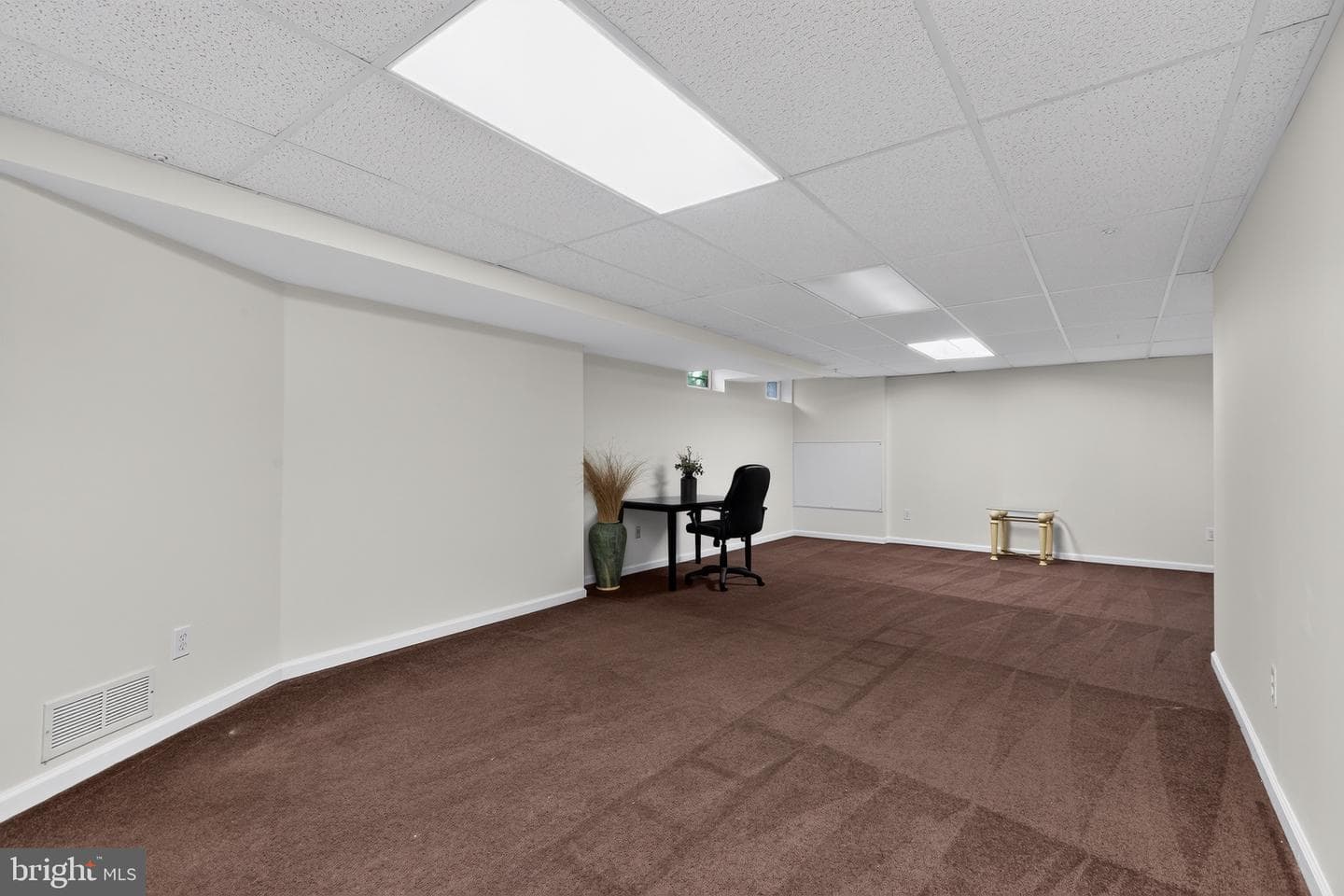327 Eagle Court #201 photo 31