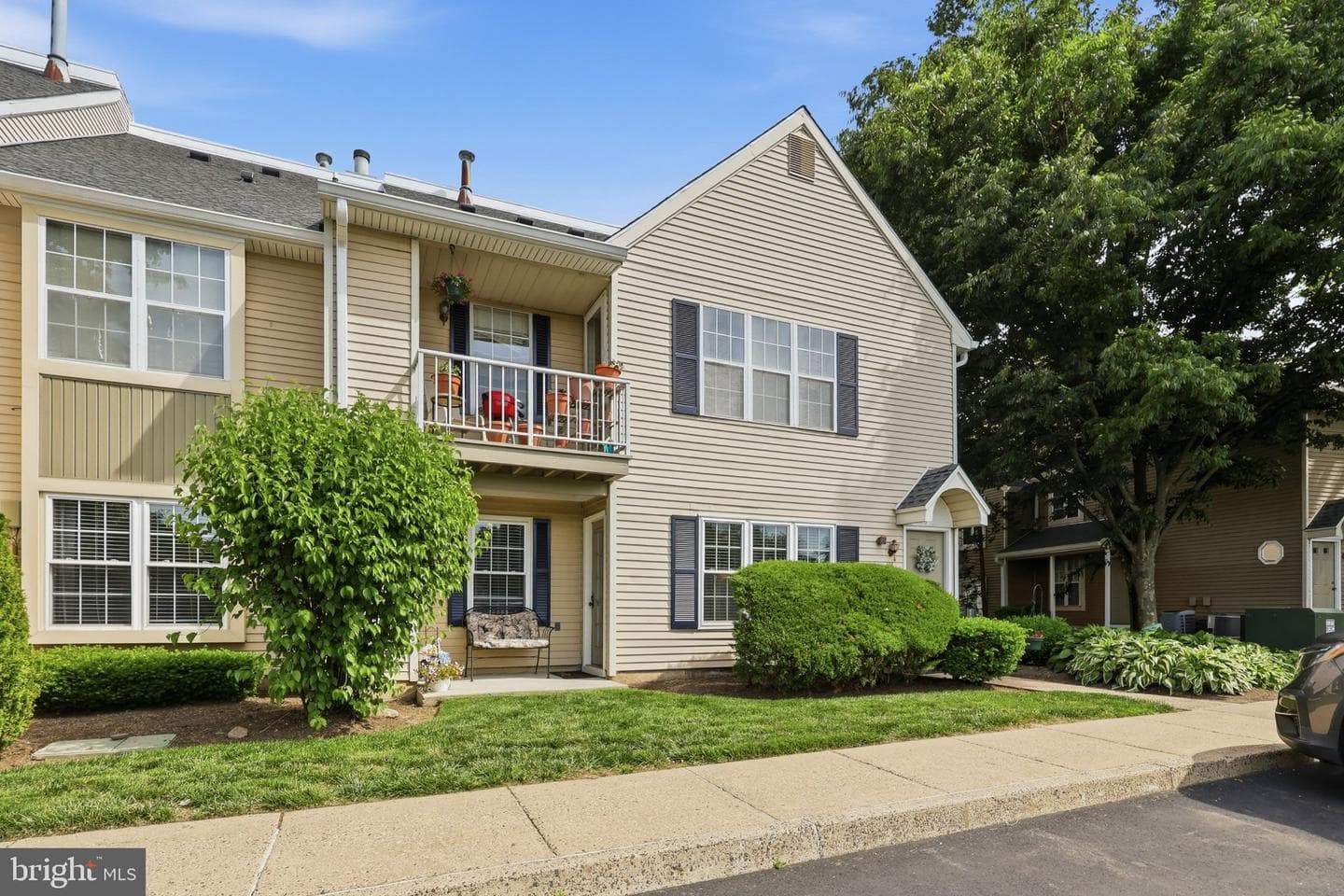 313 Society Place Place