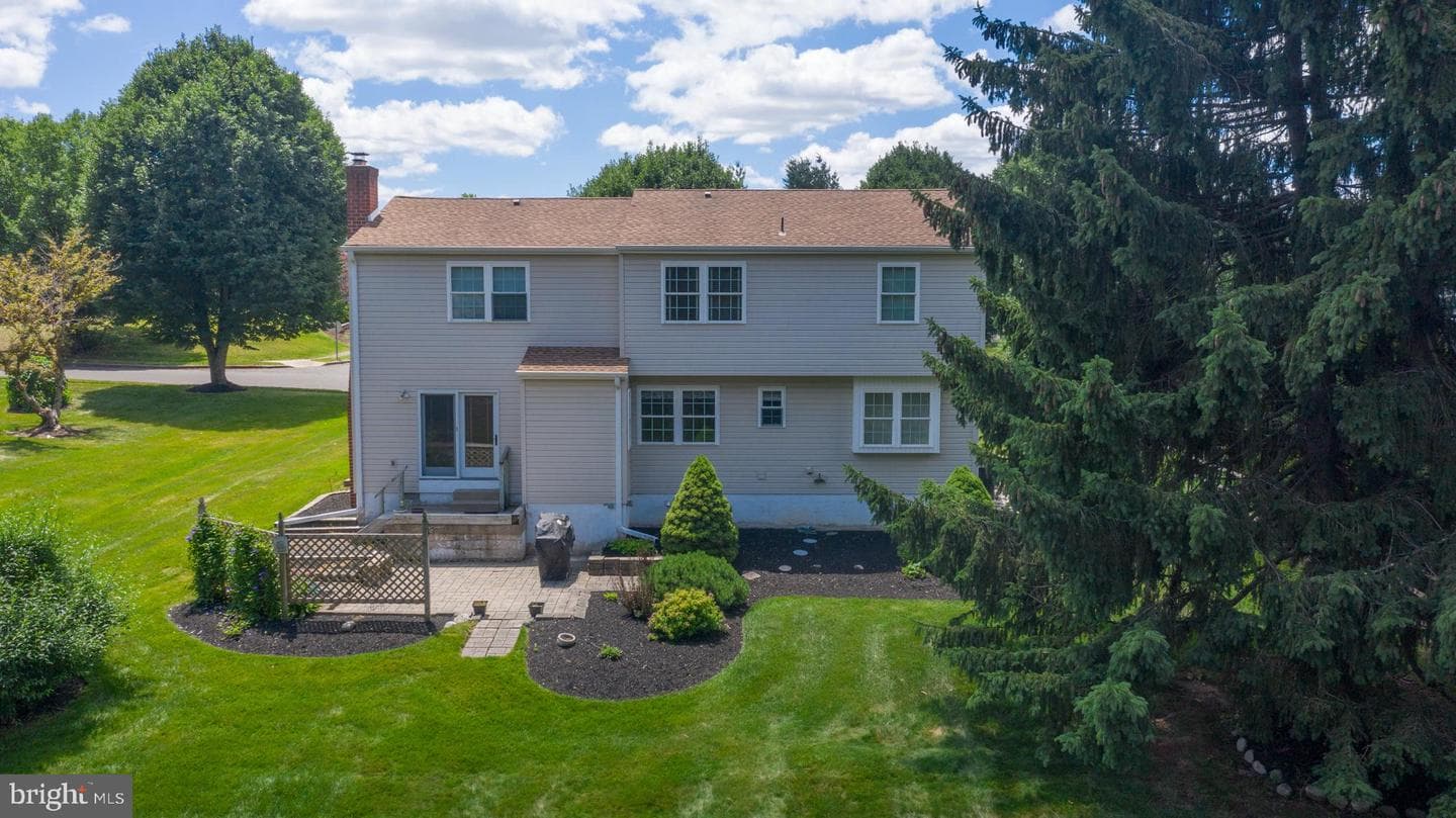 1928 Appaloosa Road photo 37