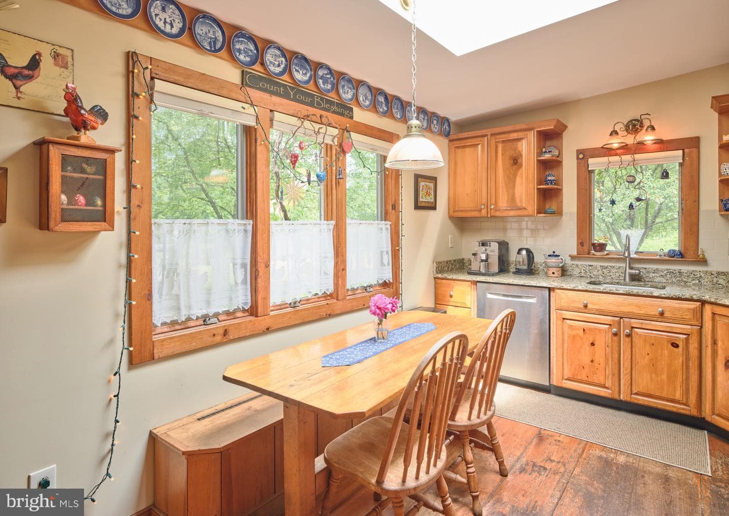 1490 River Road photo 15