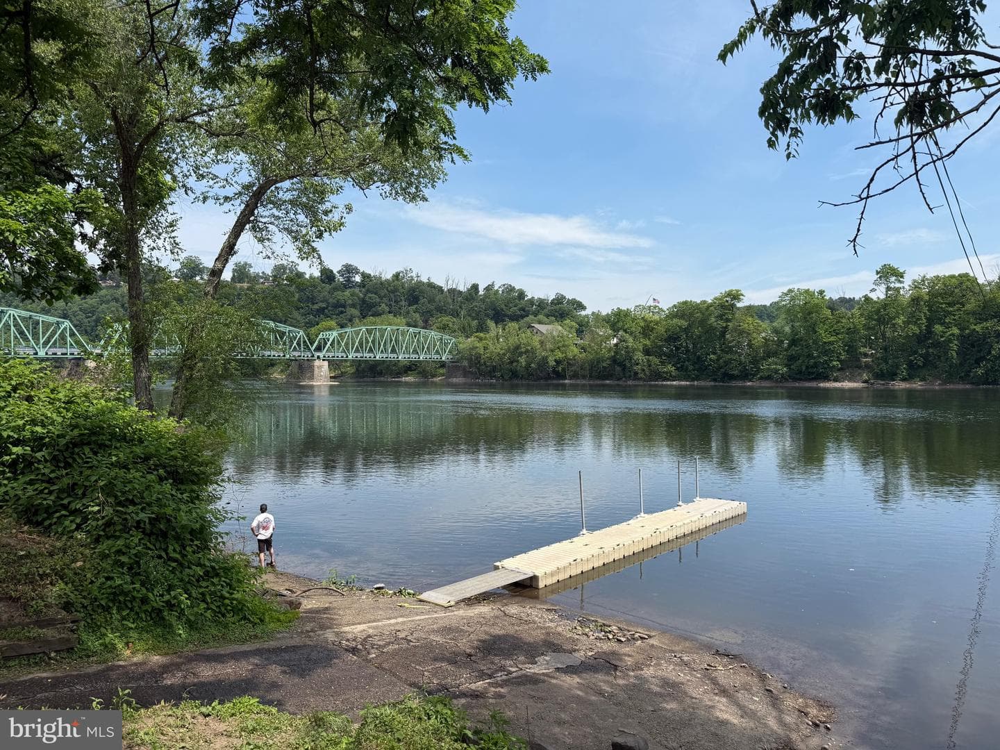 1490 River Road photo 39
