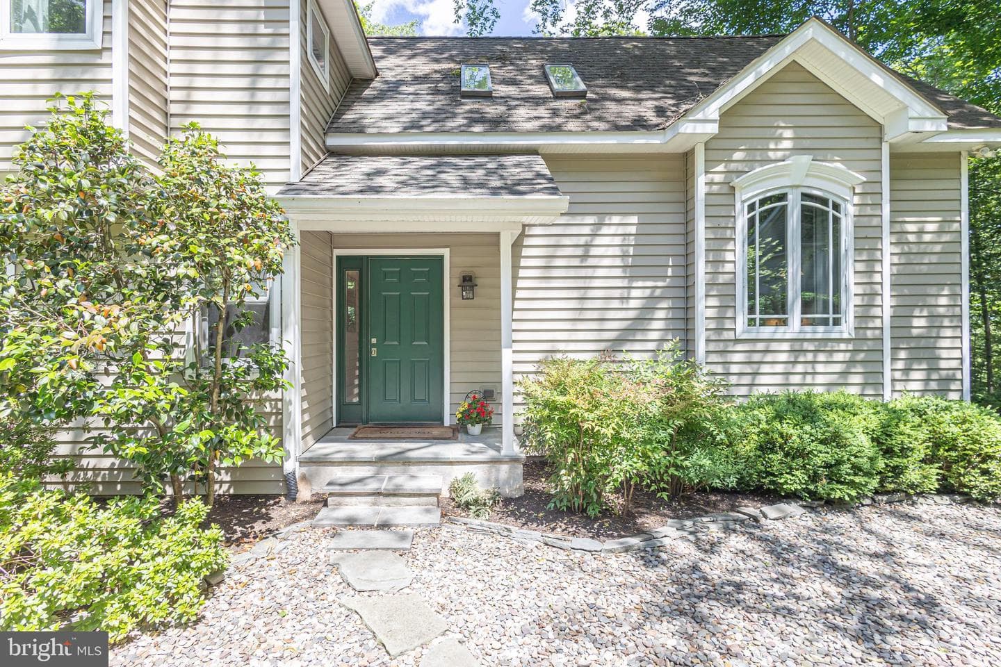 975 Taylorsville Road photo 4