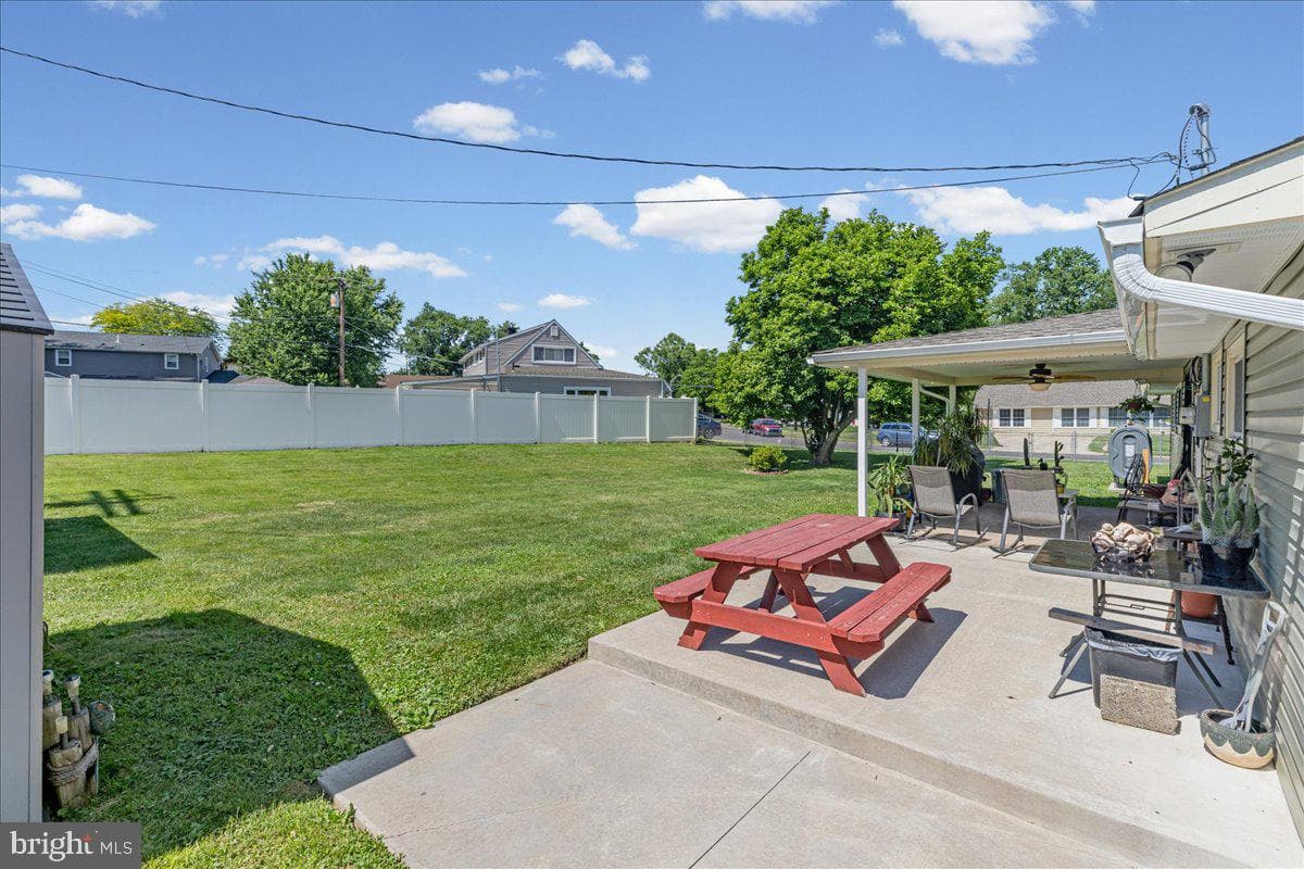 46 Twin Oak Drive photo 27