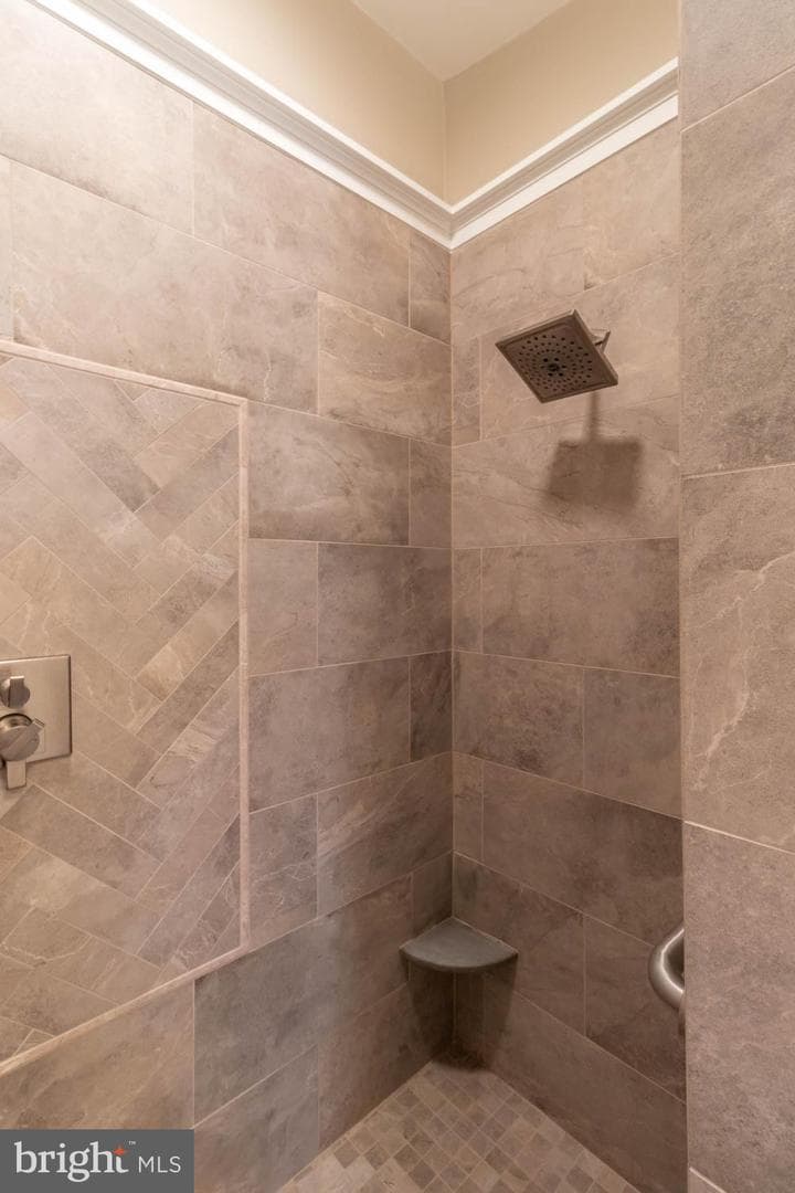 559 Spring Meadow Circle photo 22