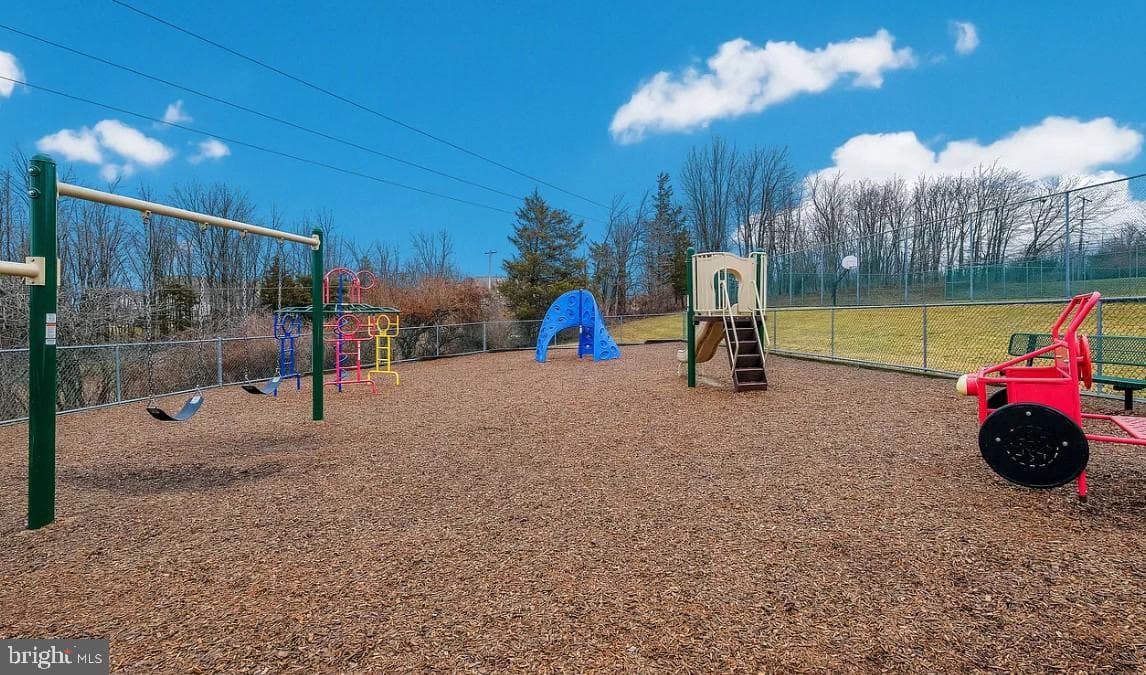 1508 Carol Court photo 26