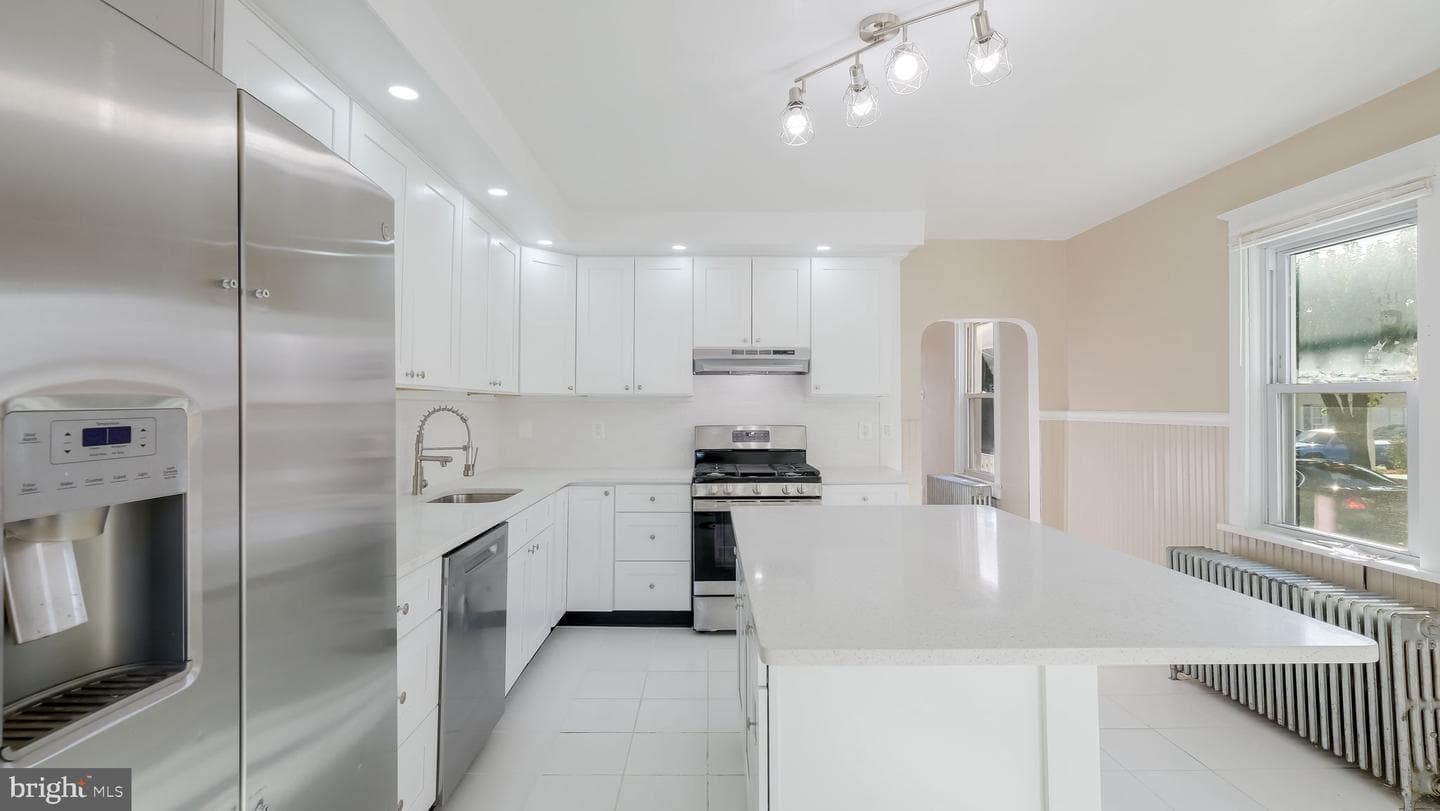 357 Washington Street photo 14