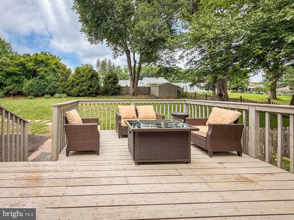 1168 Temple Drive photo 45