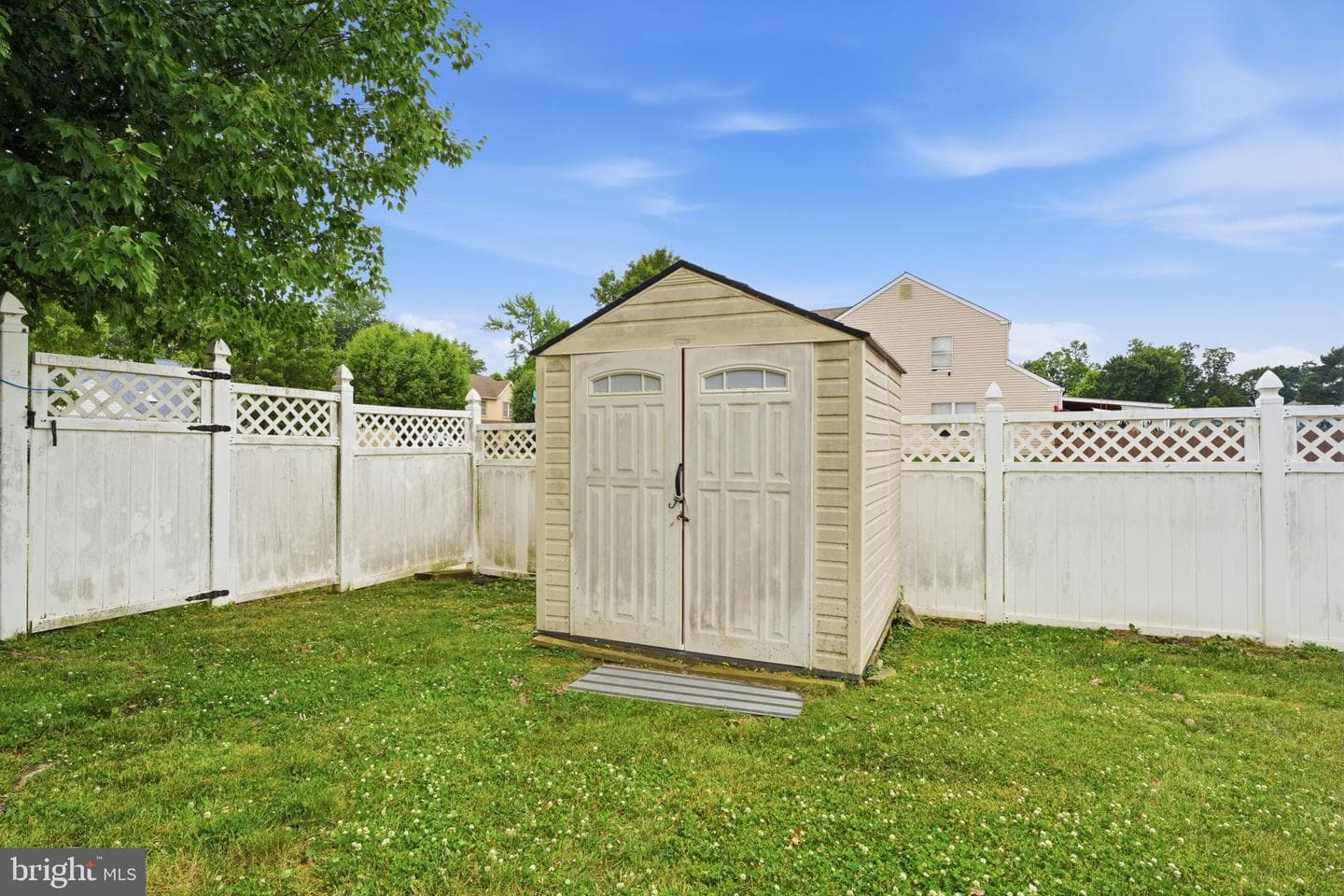2028 Chatham Drive photo 37