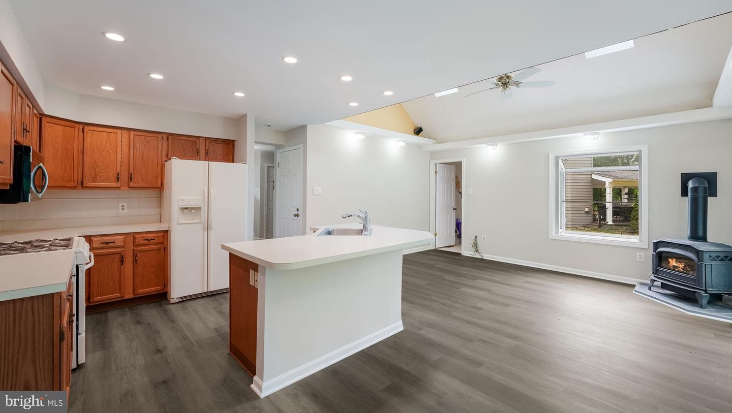 108 Williamson Court photo 11
