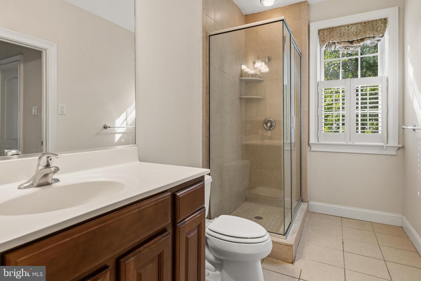 265 Walter Road photo 35