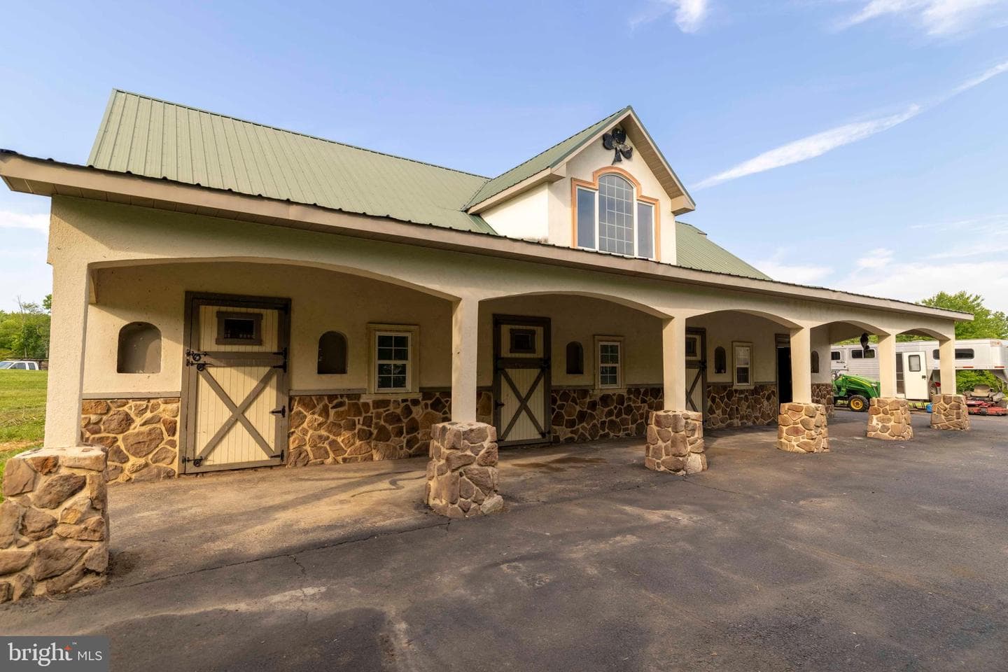 265 Walter Road photo 56