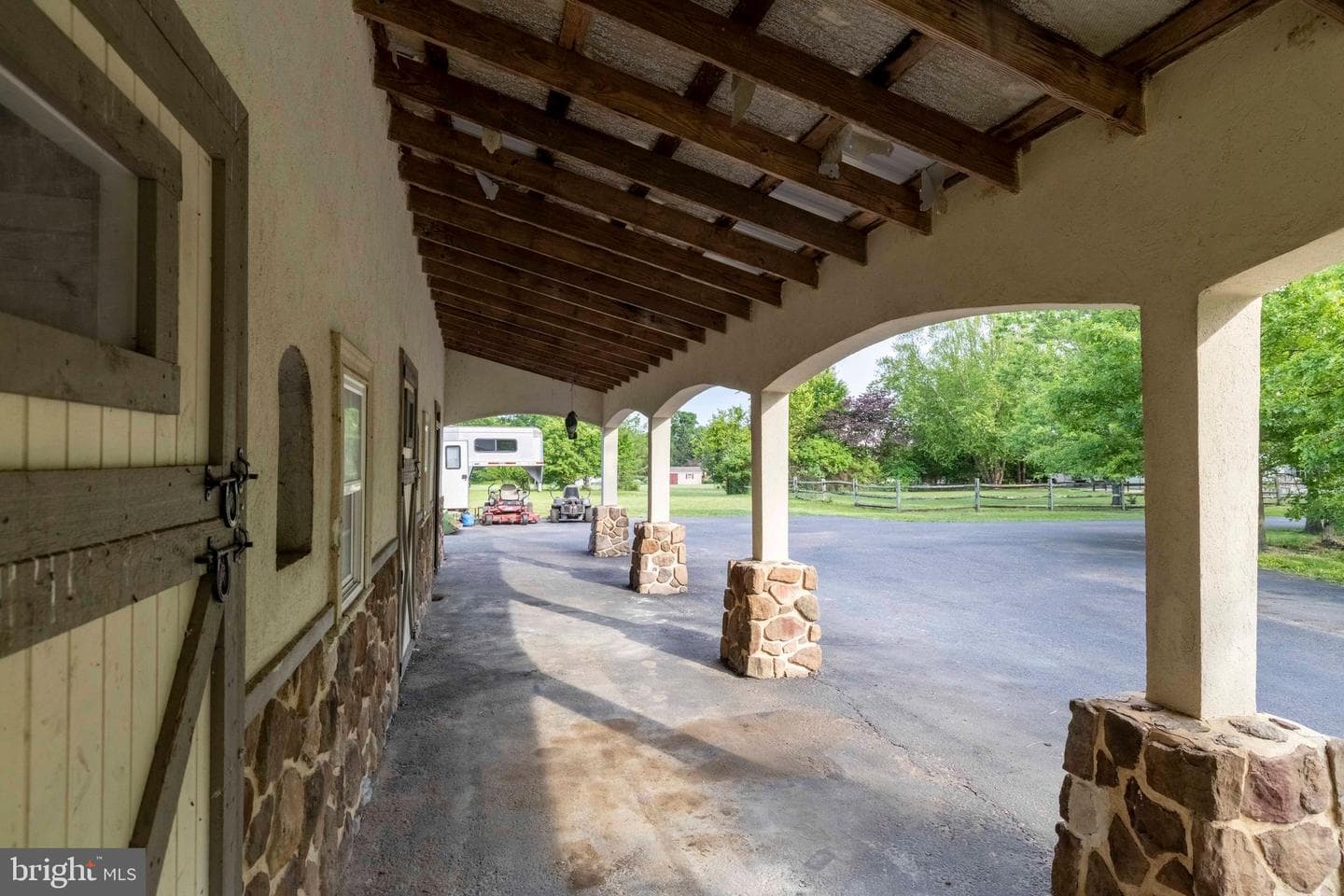 265 Walter Road photo 58