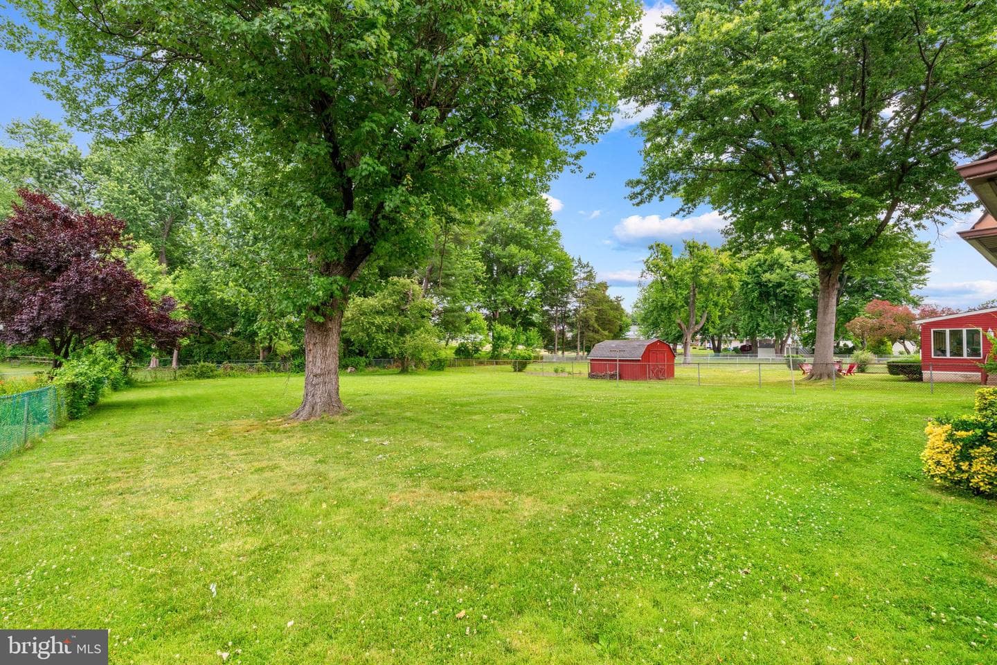 340 Hampton Drive photo 25