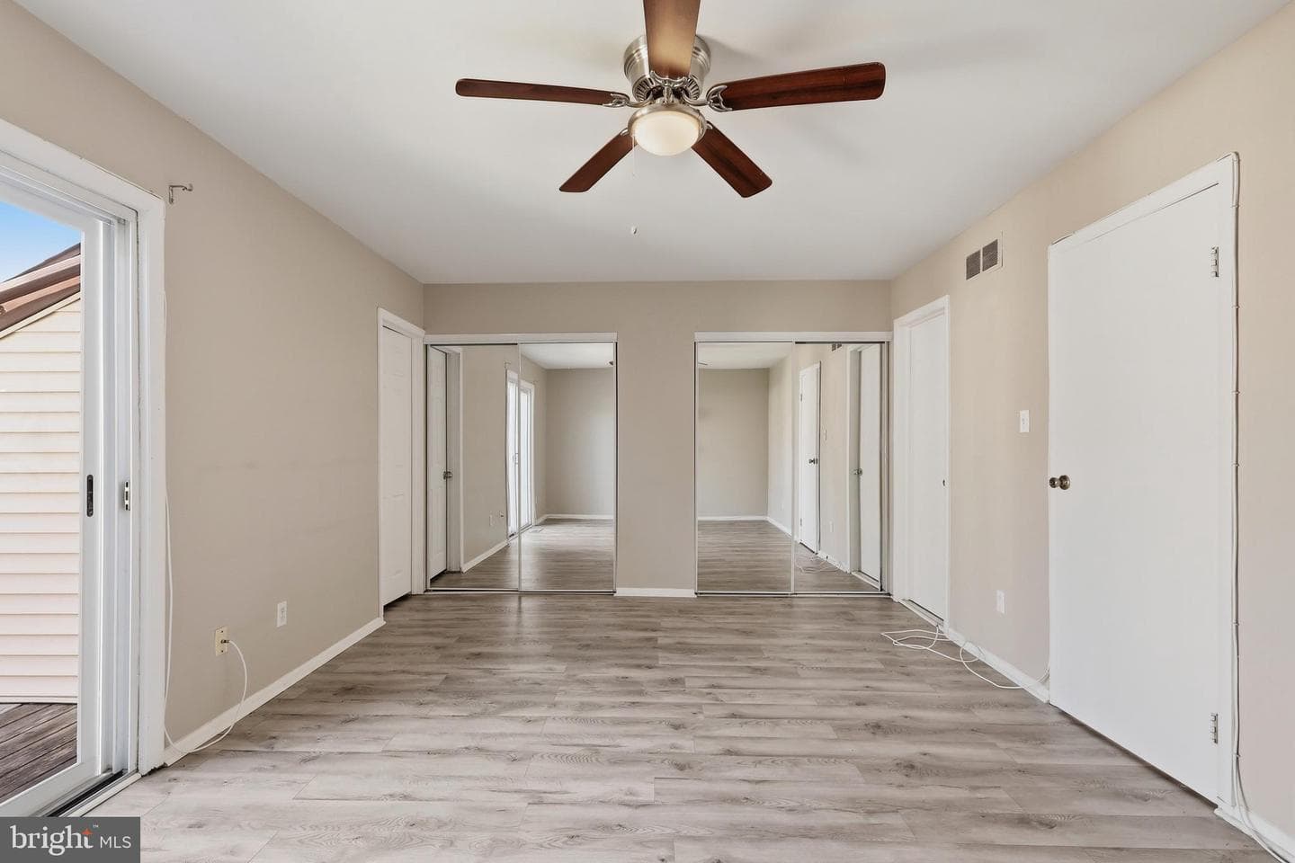 175 Monroe Court photo 6