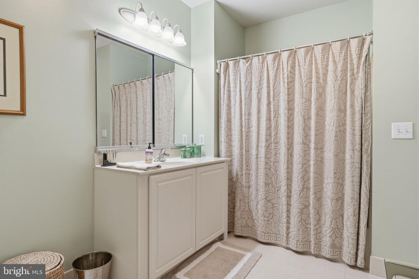2207 Meridian Boulevard #2207 photo 18