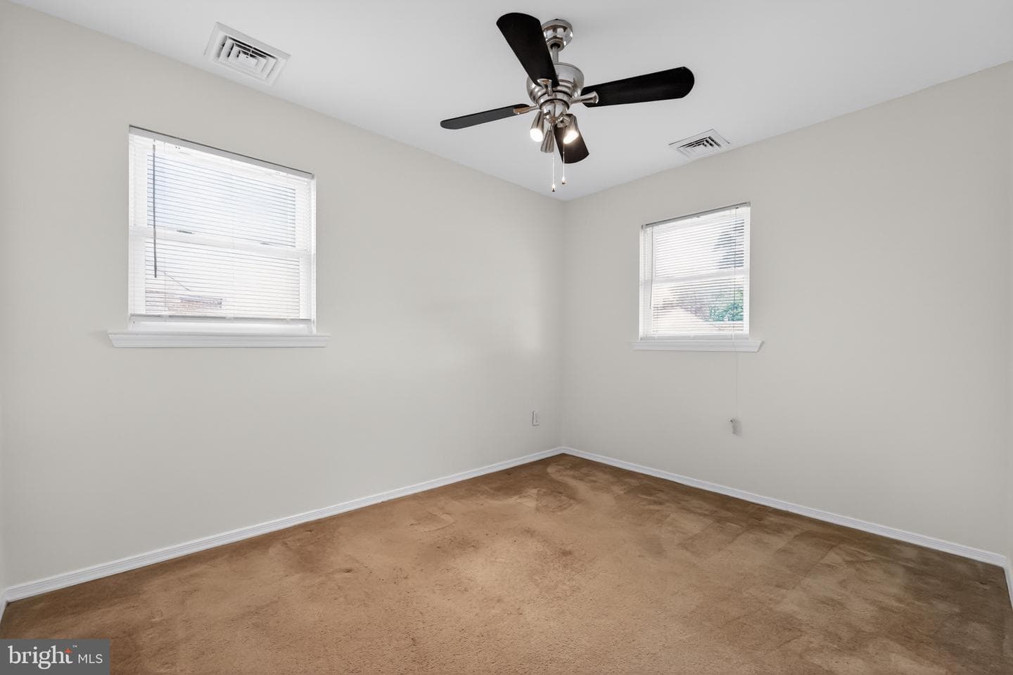 4627 Gary Drive photo 16