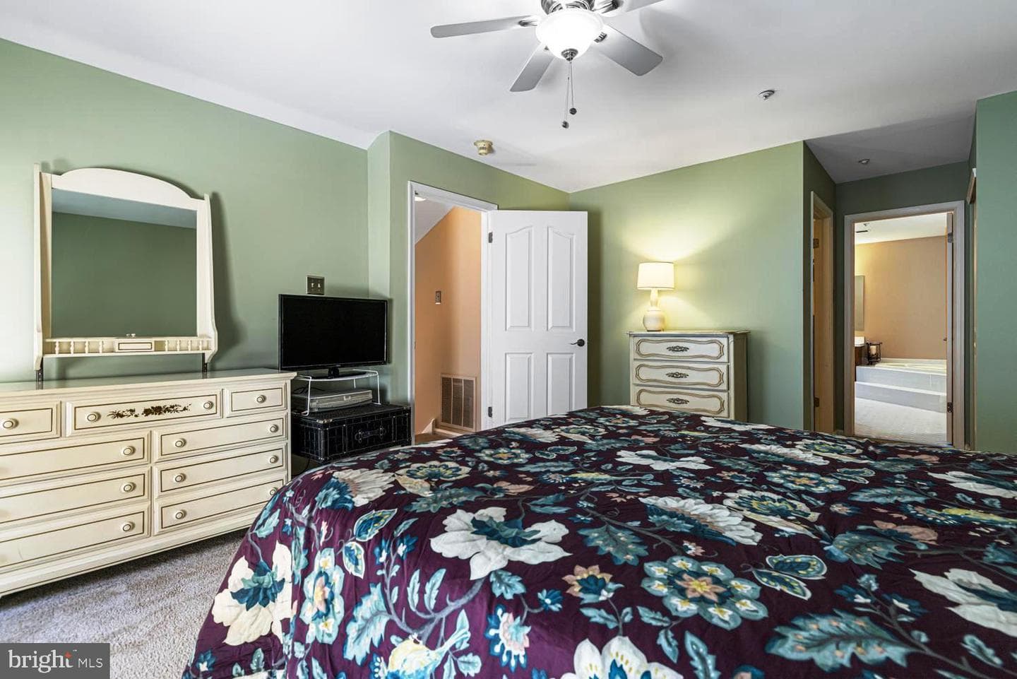 306 Remington Court photo 19