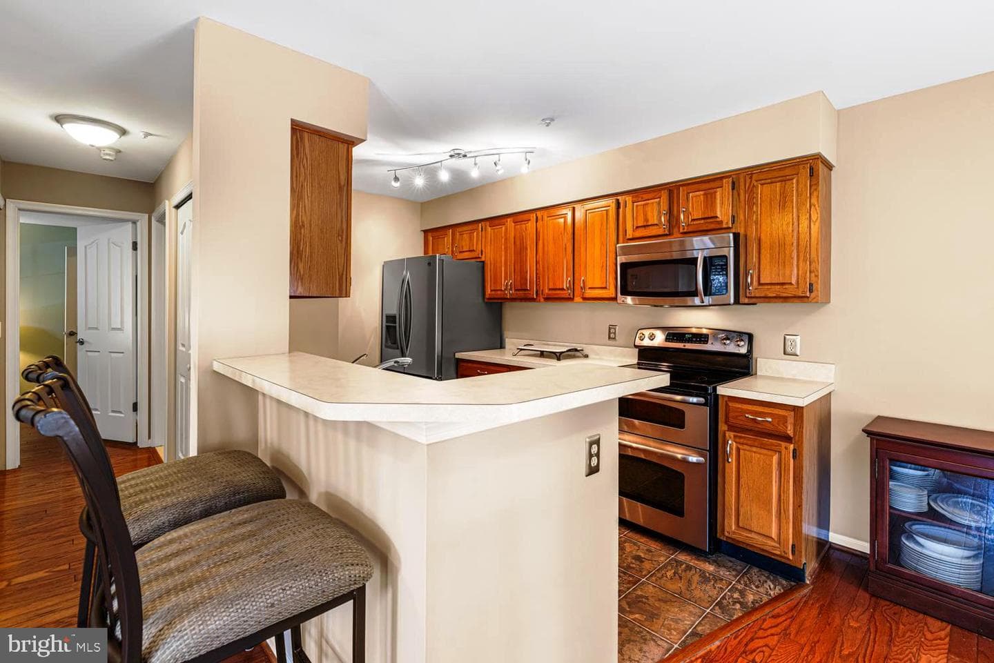 306 Remington Court photo 8