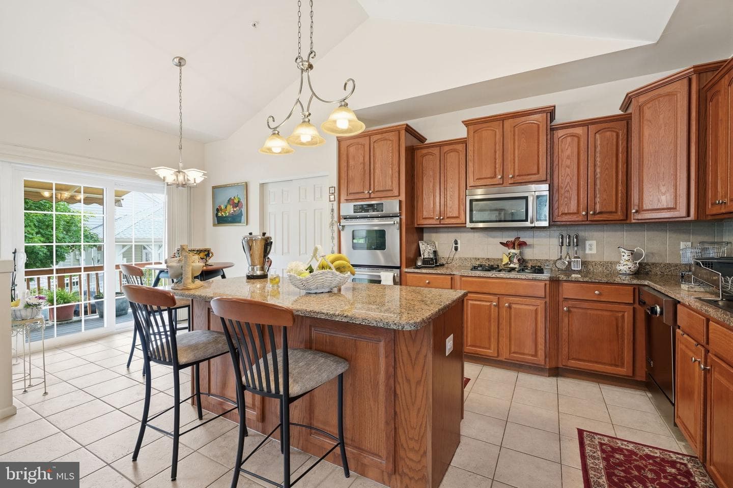 301 Eaton Court #20 photo 17