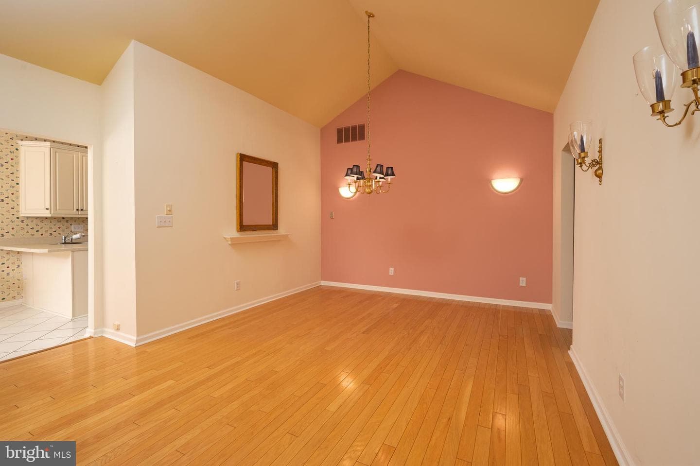 119 Bellflower Road photo 9