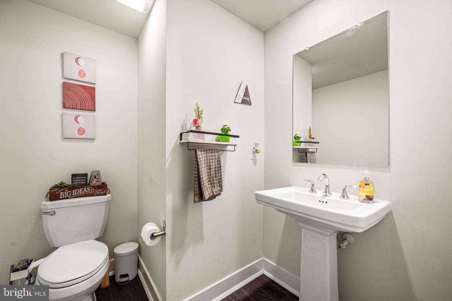 134 Easton Street photo 11
