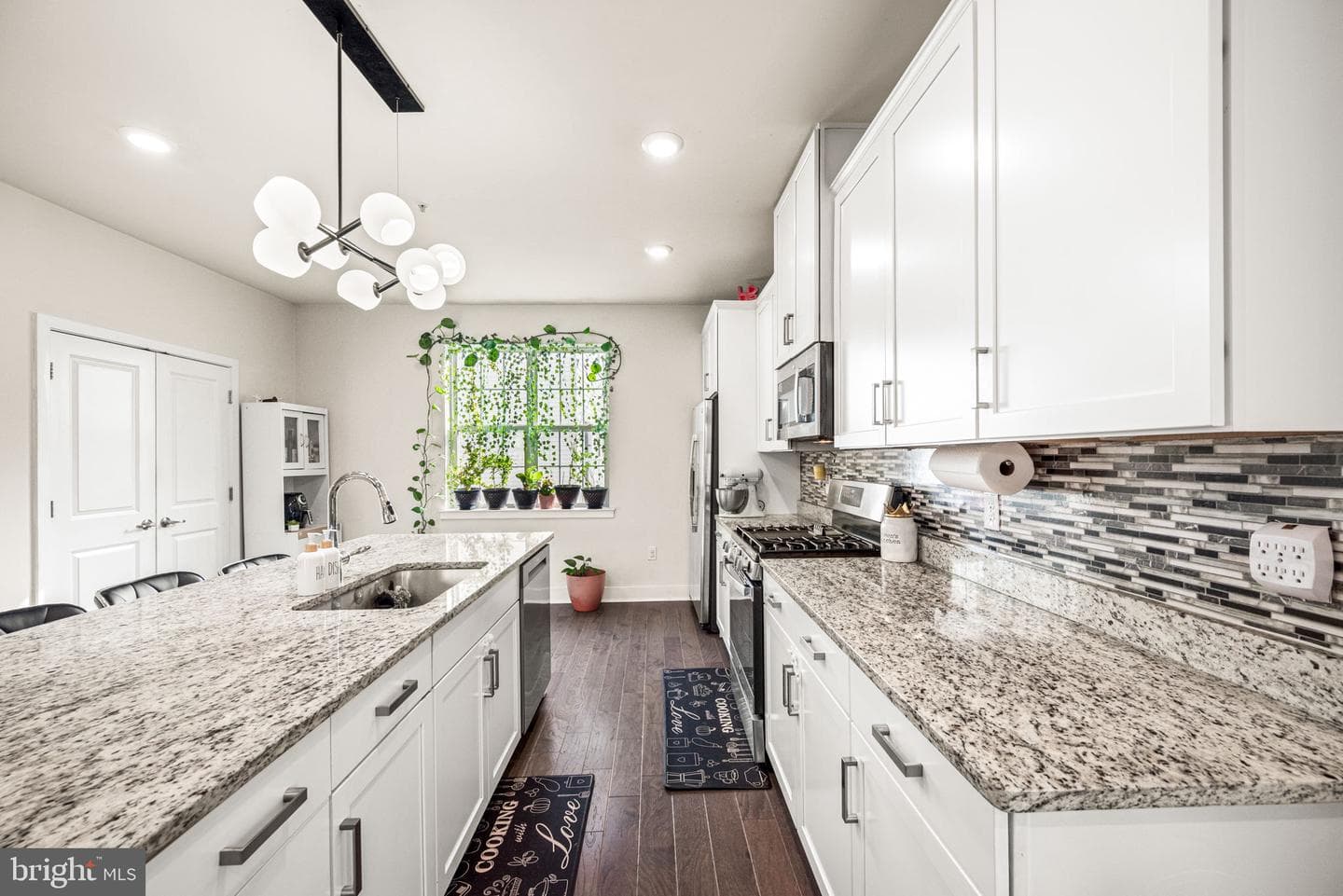 134 Easton Street photo 15