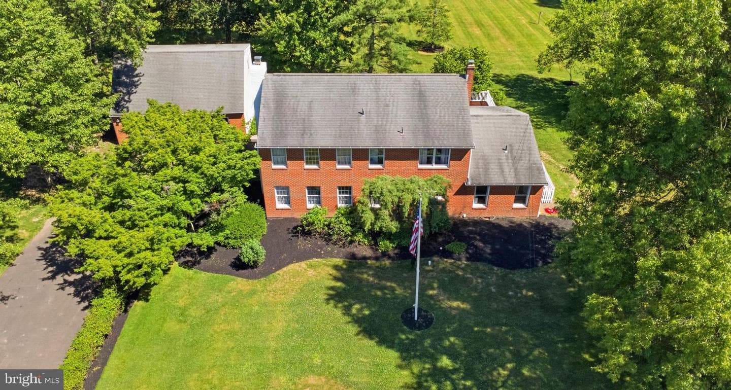 6338 Stump Road photo 4