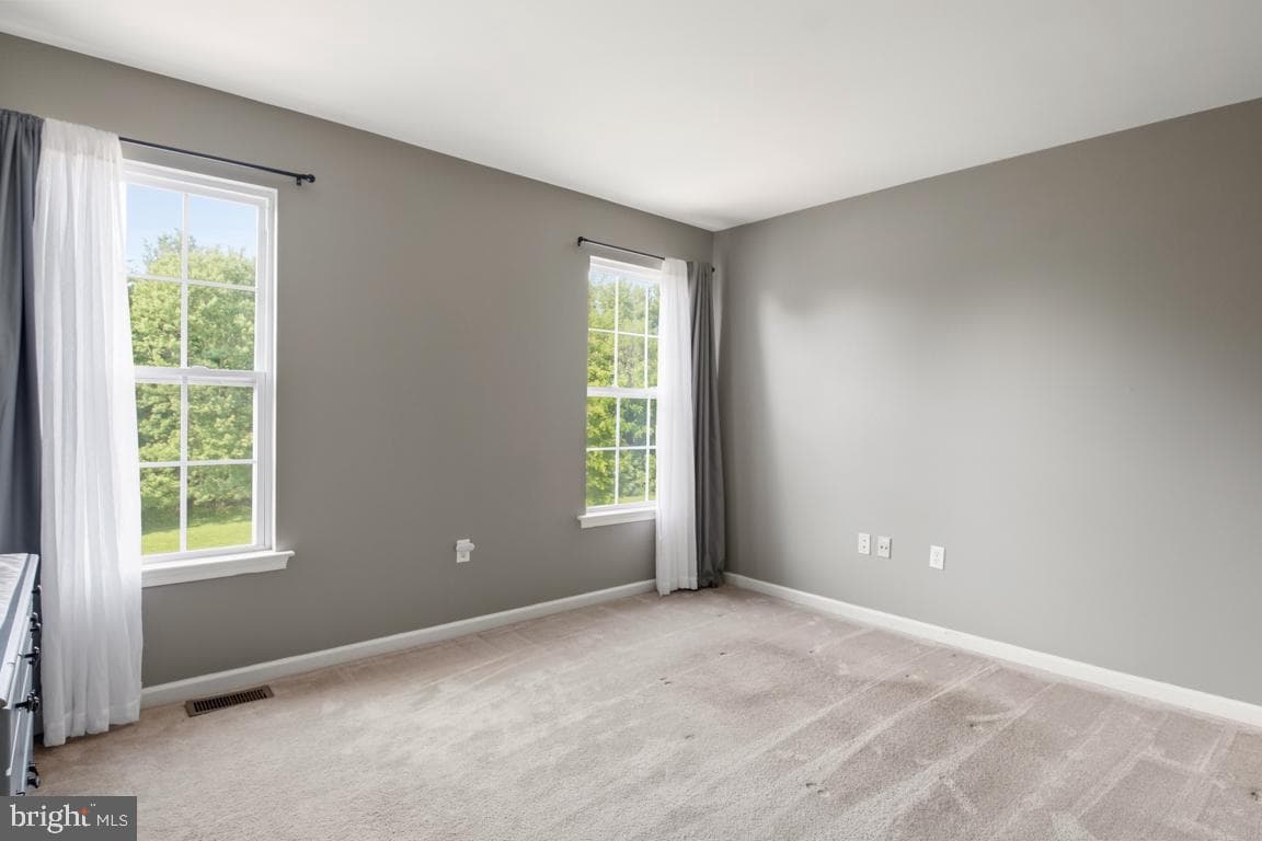 225 Tollgate Road photo 21