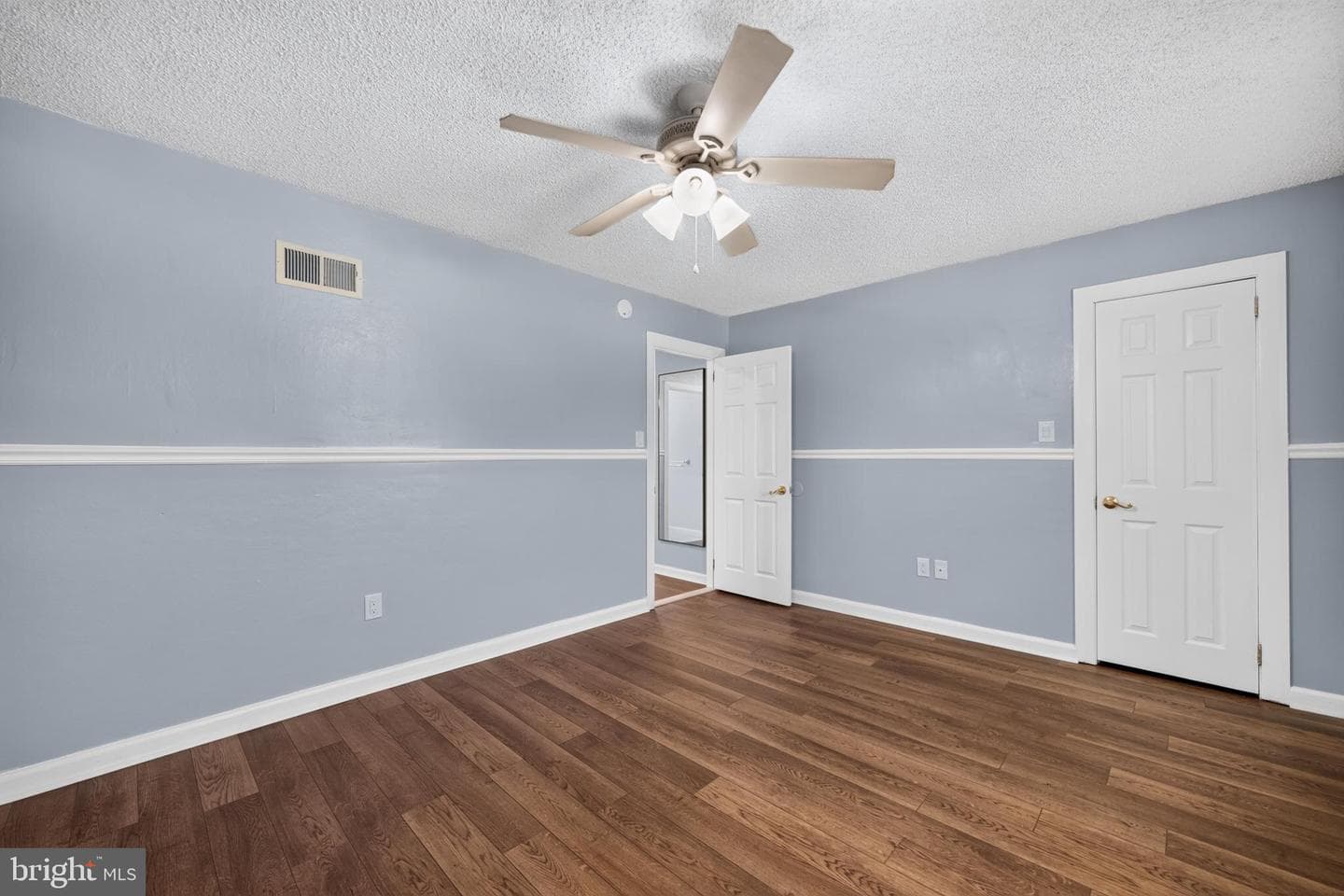 11 Williams Lane photo 14
