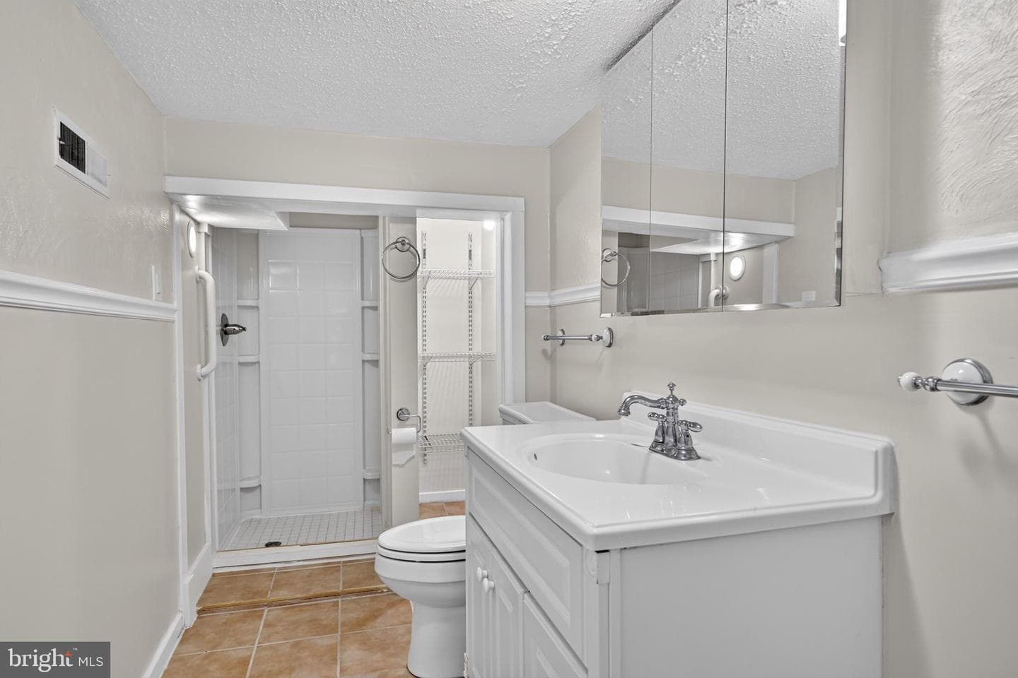 11 Williams Lane photo 33