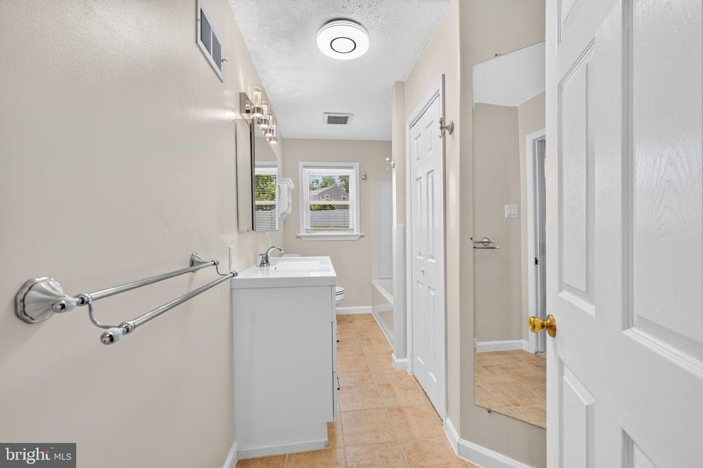 11 Williams Lane photo 9