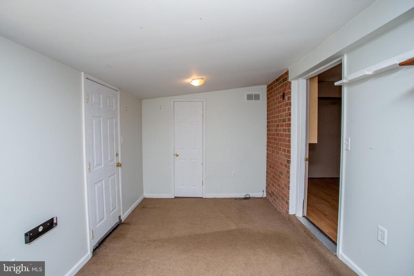 116 Linda Court photo 23