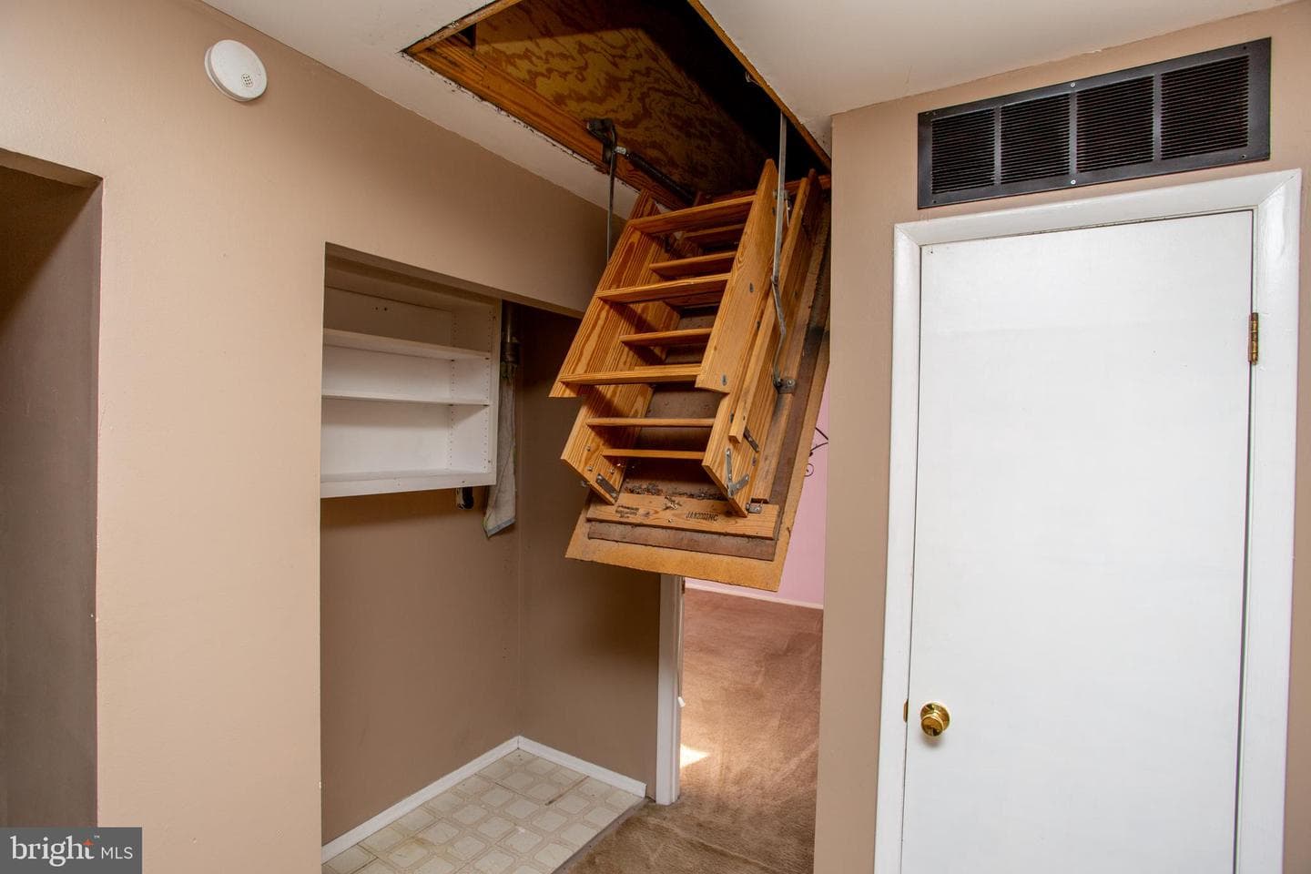 116 Linda Court photo 28