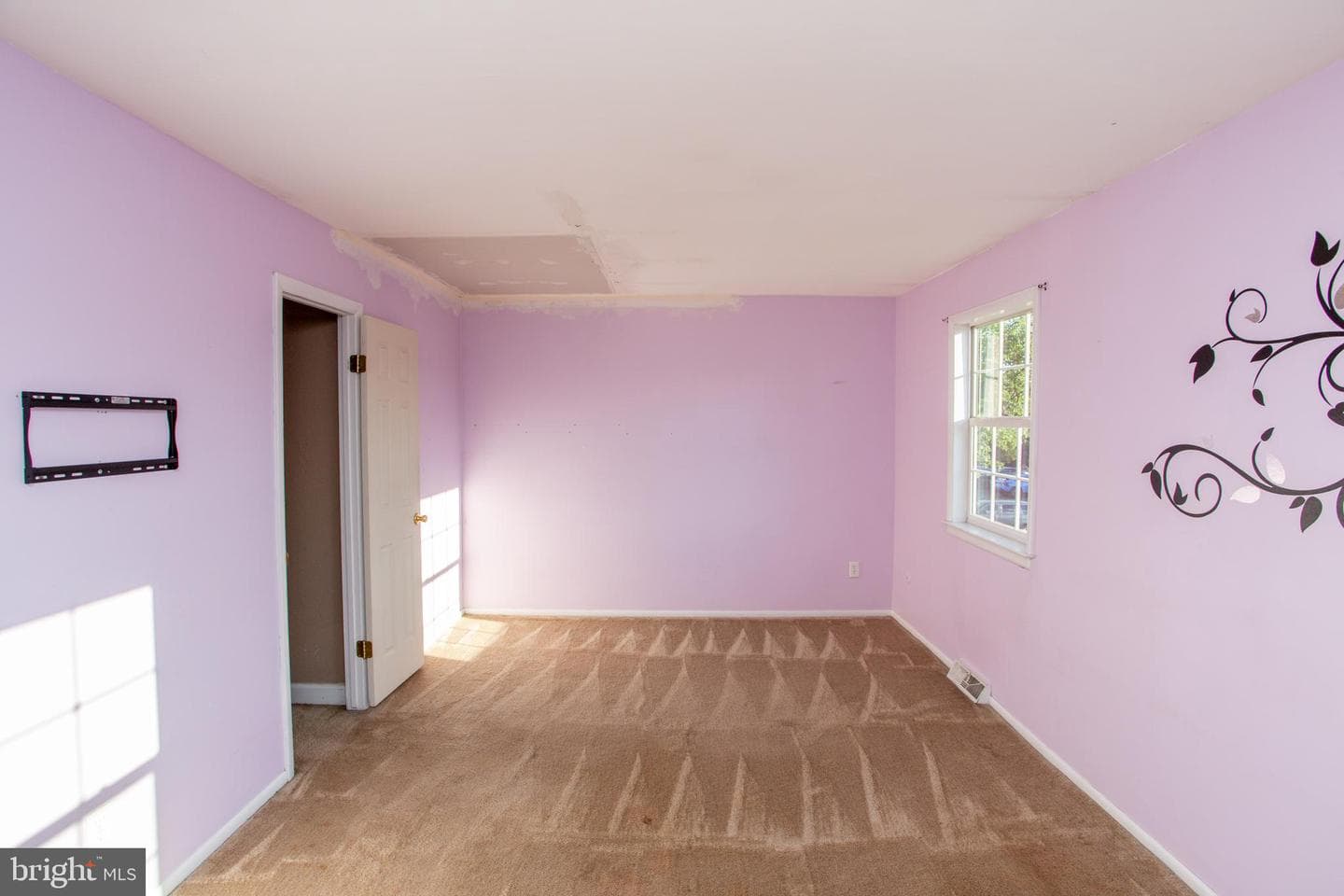 116 Linda Court photo 33