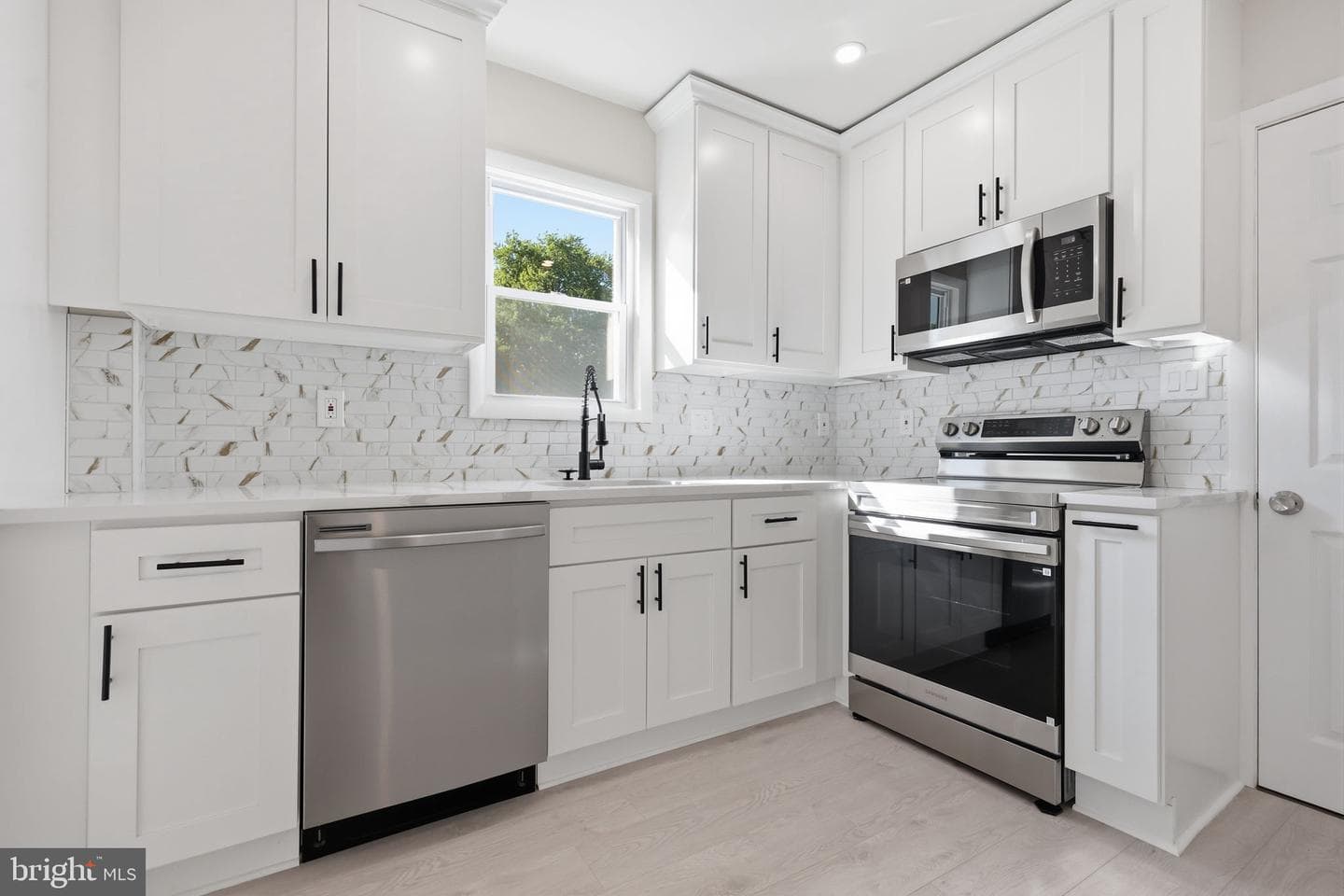 110 Elmwood Avenue photo 9