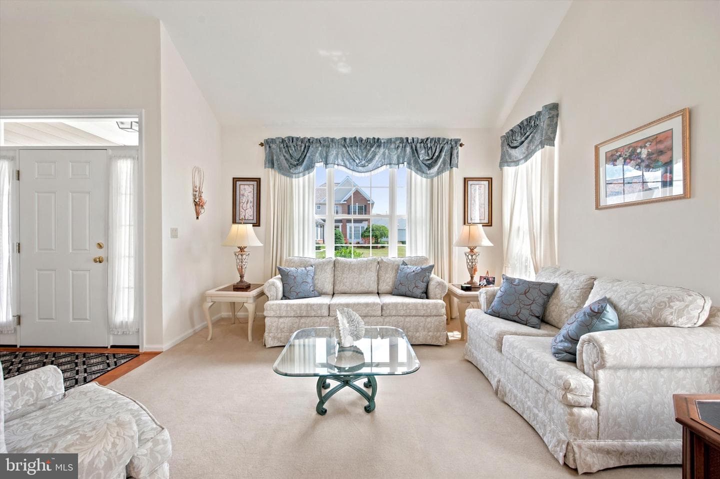 1146 Creekside Lane photo 3
