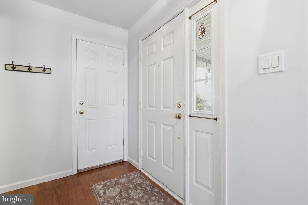 254 Sequoia Drive photo 3