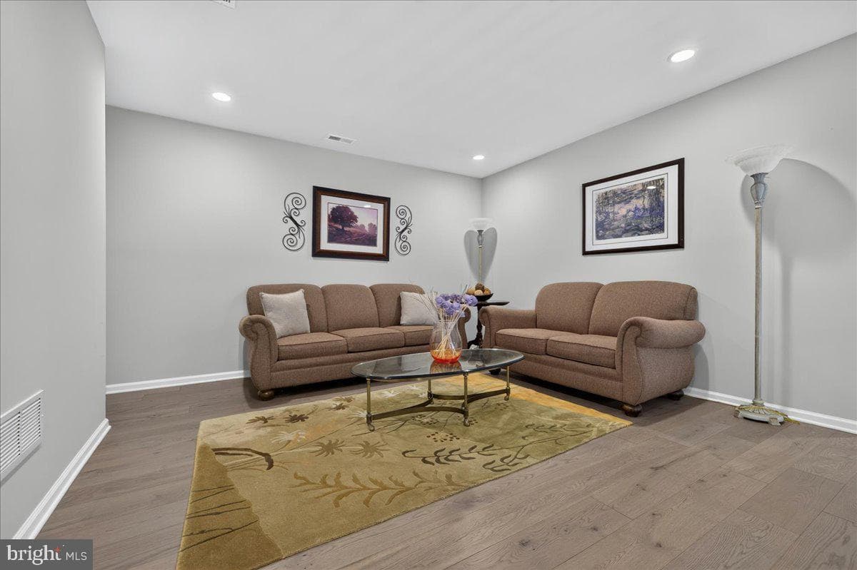 3133 Bushwood Drive photo 28