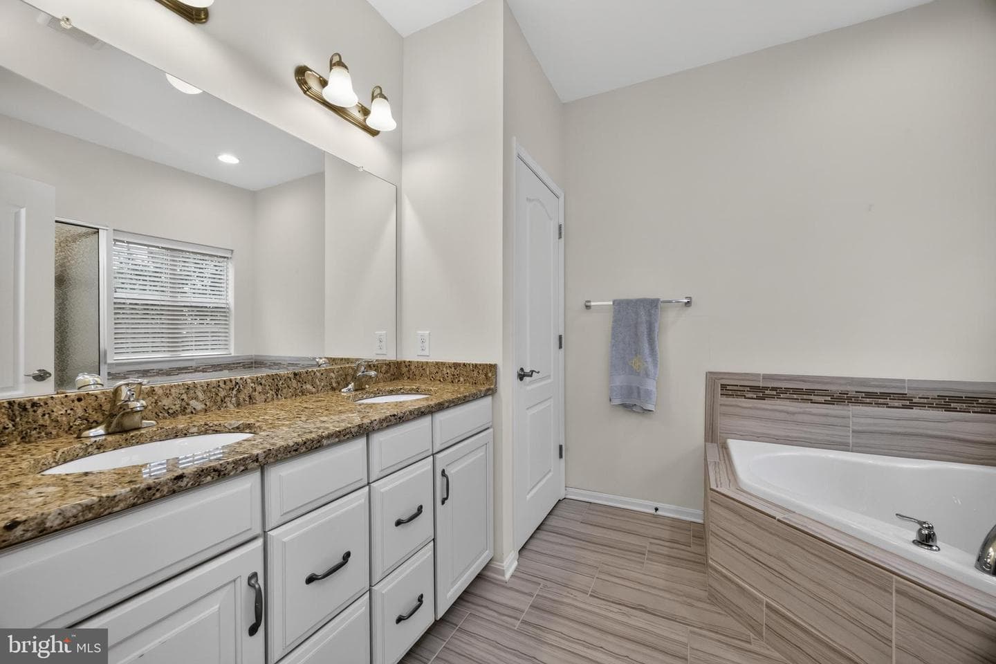 2314 Macis Circle photo 13
