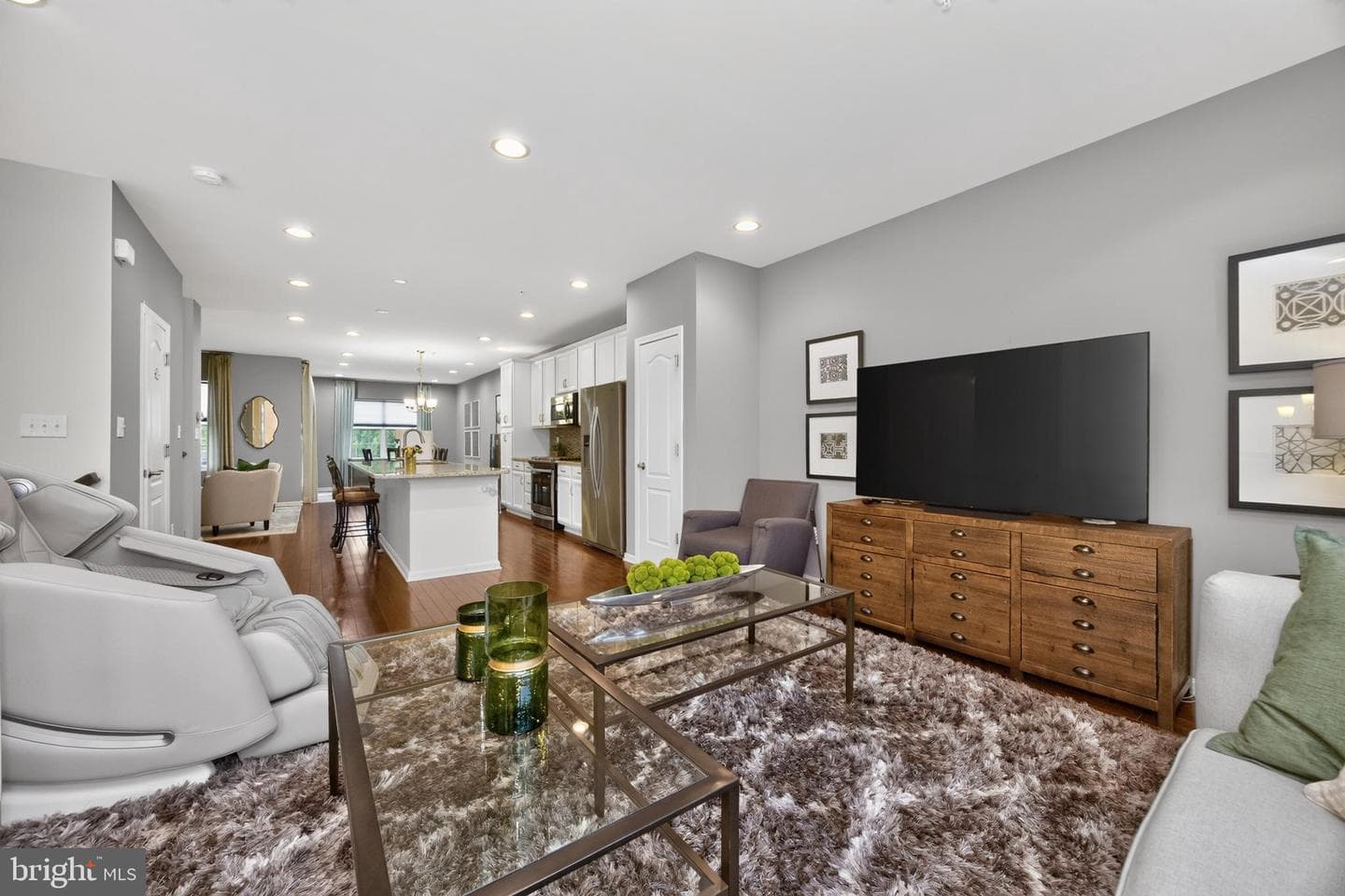 2314 Macis Circle photo 8