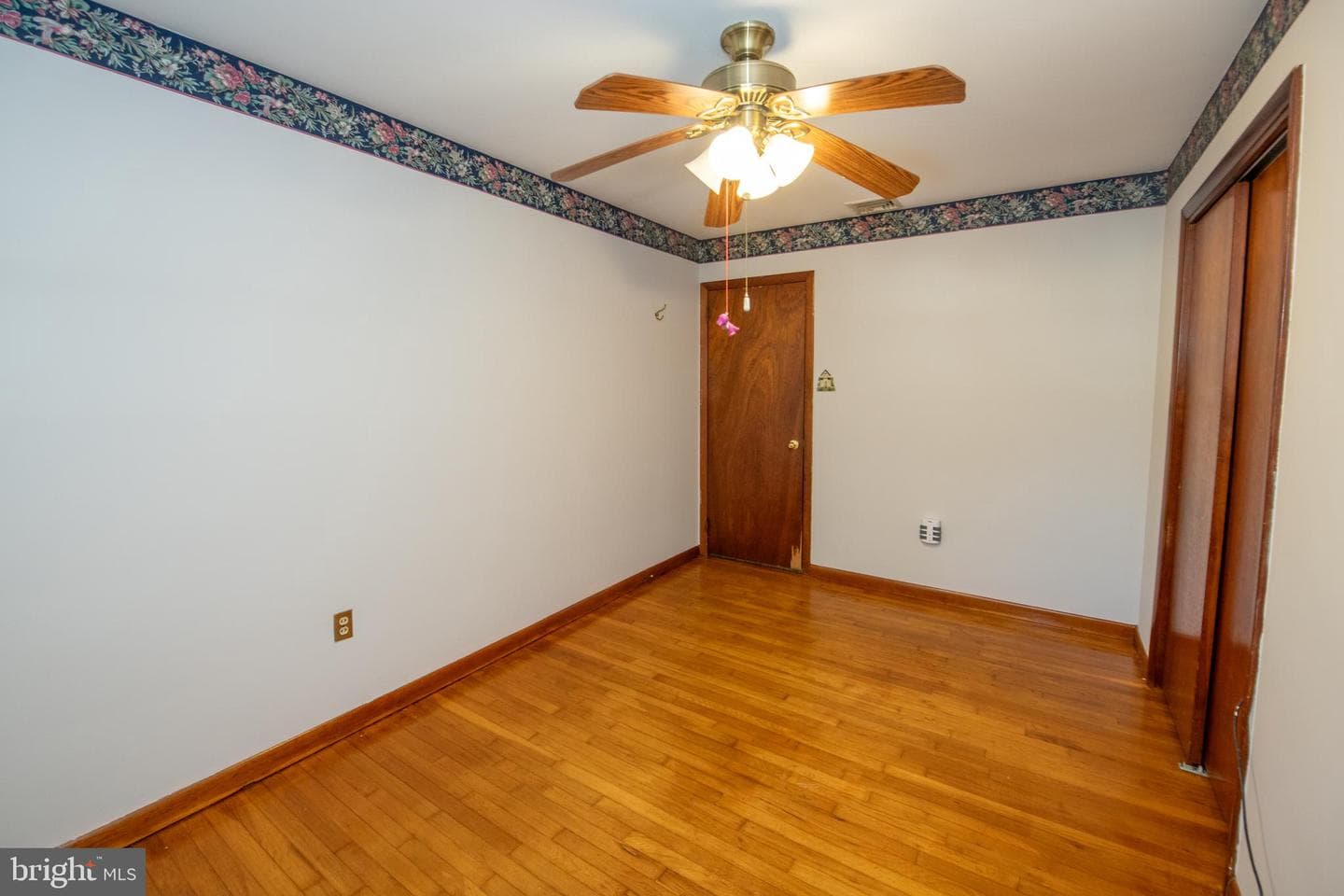 519 Parkvale Avenue photo 53
