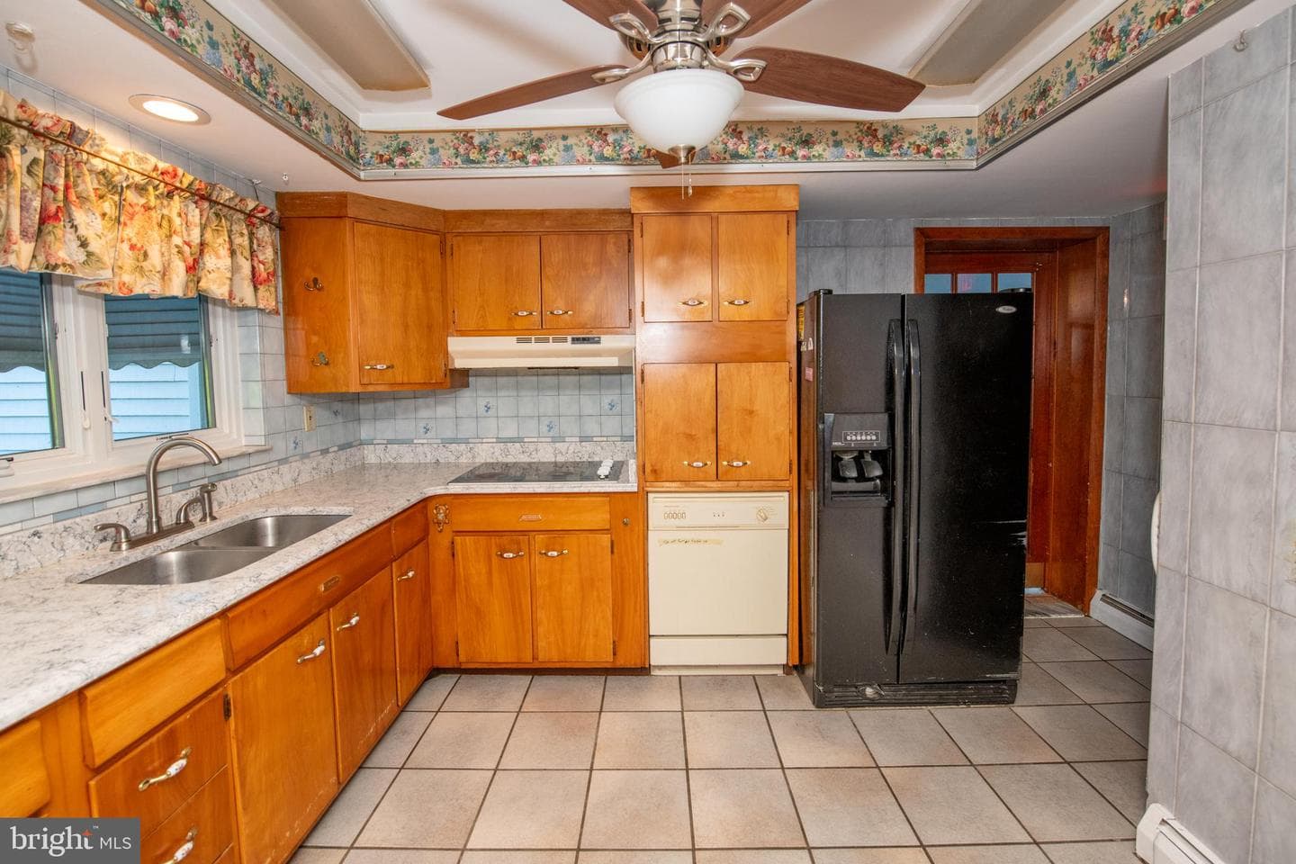 519 Parkvale Avenue photo 61